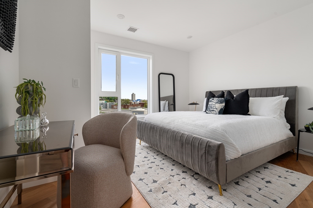 267 Old Colony # 404