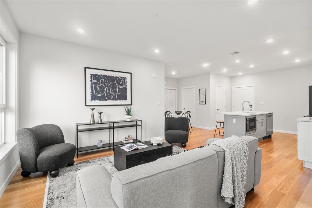 267 Old Colony # 503