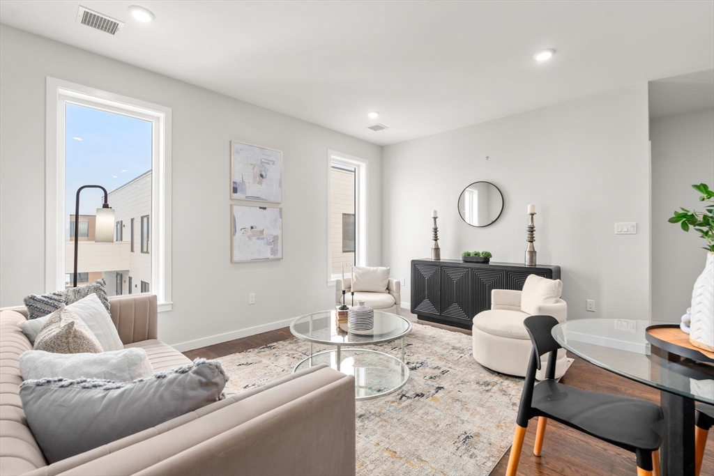 267 Old Colony # 509