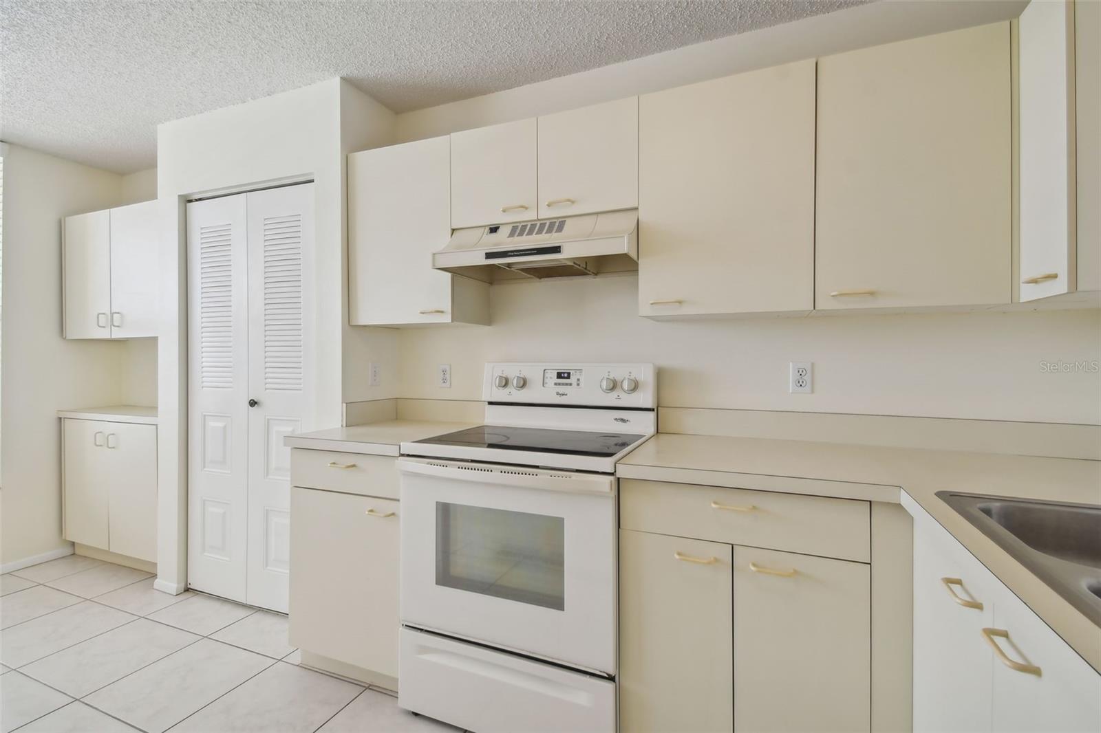 3740 PINEBROOK CIRCLE #404