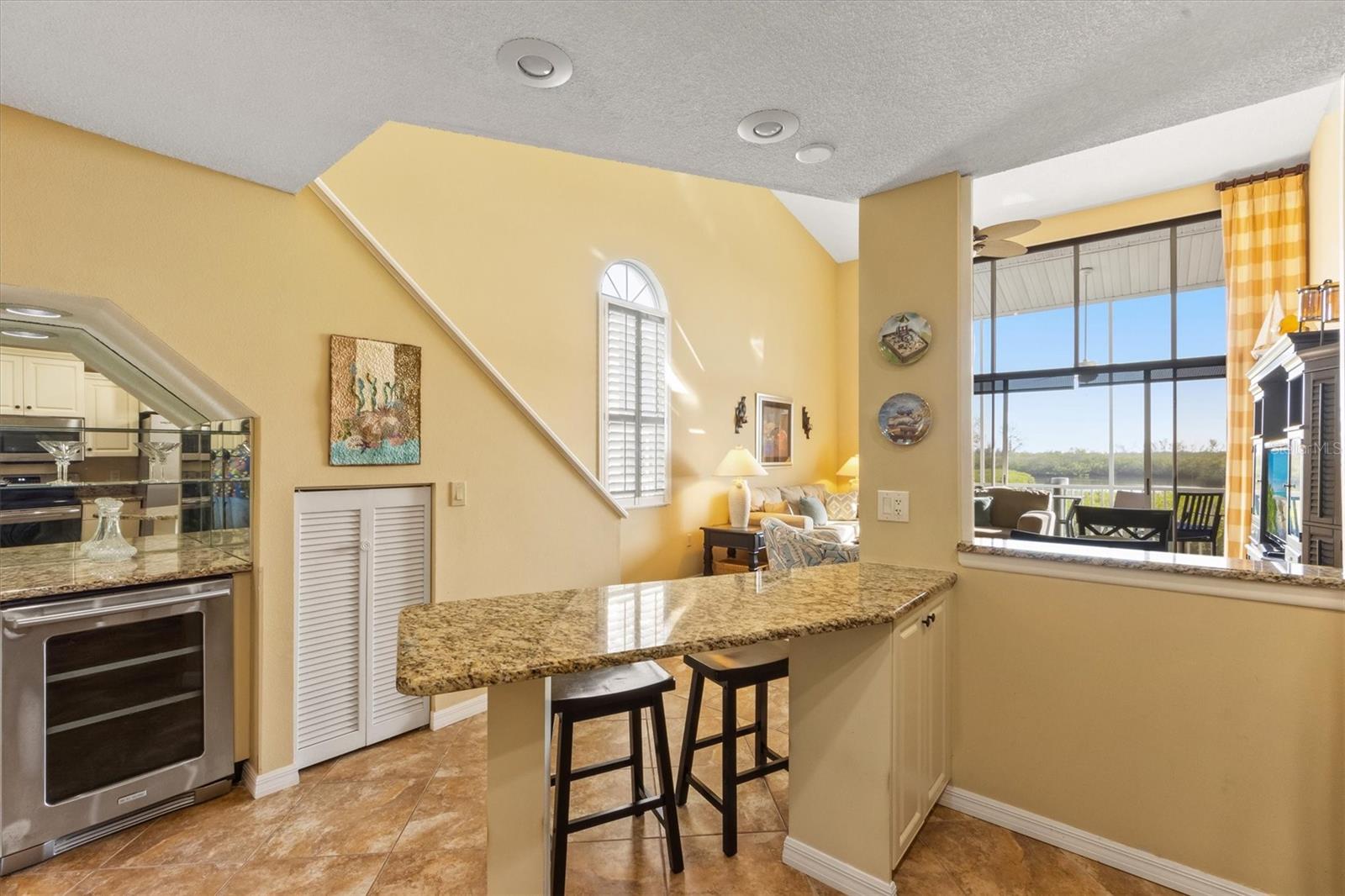 861 WATERSIDE LN #861