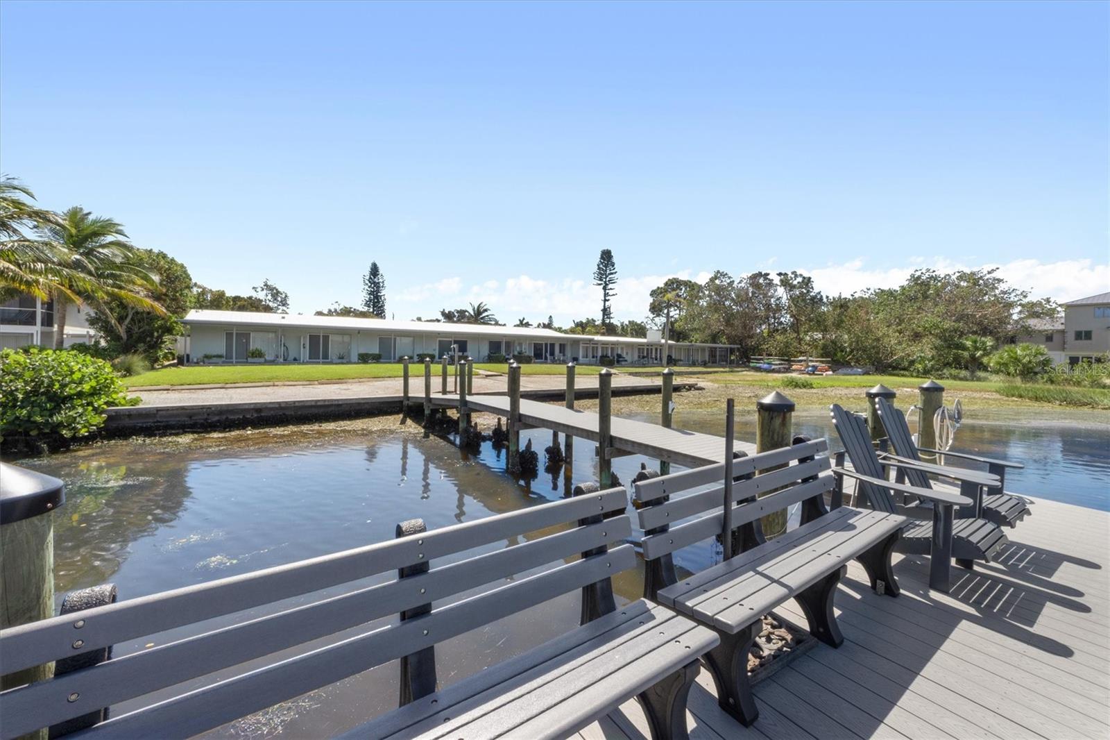 861 WATERSIDE LN #861