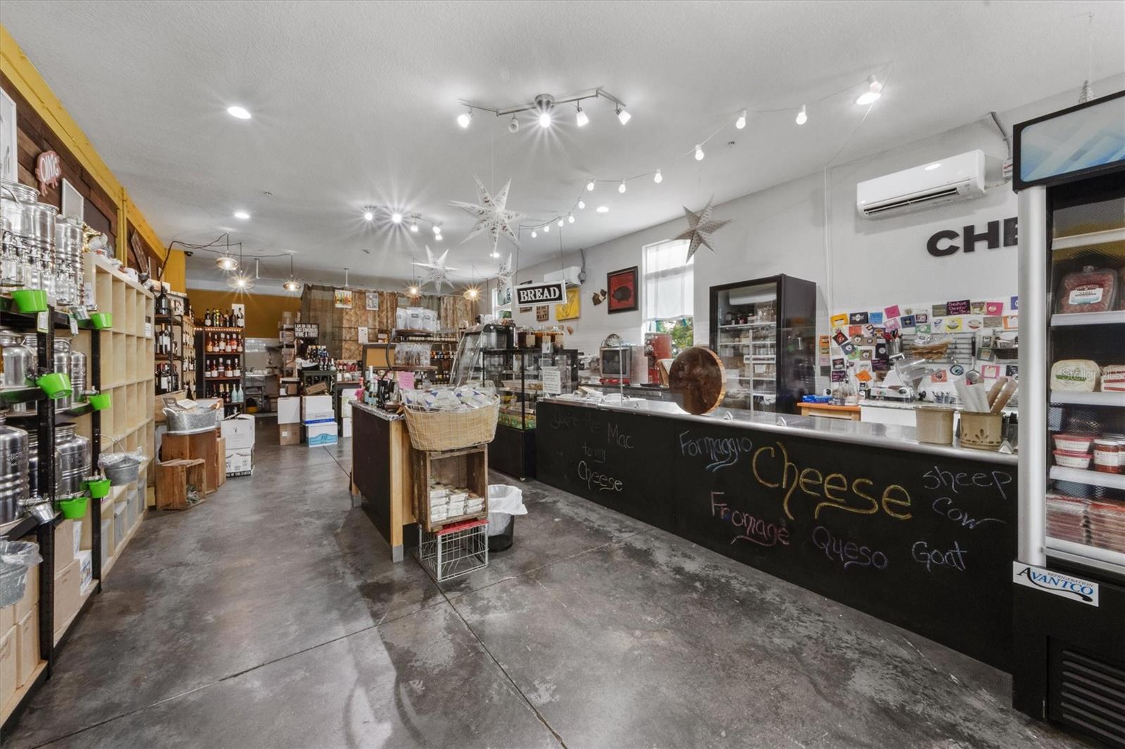 401 PINE AVE #C