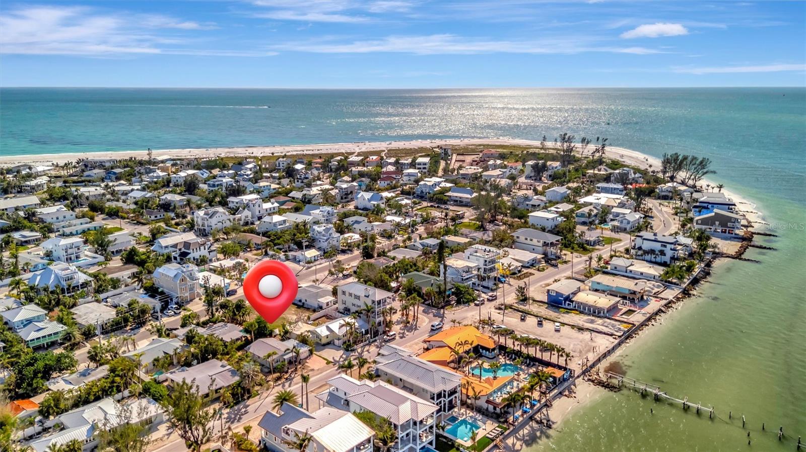 880 N SHORE DR