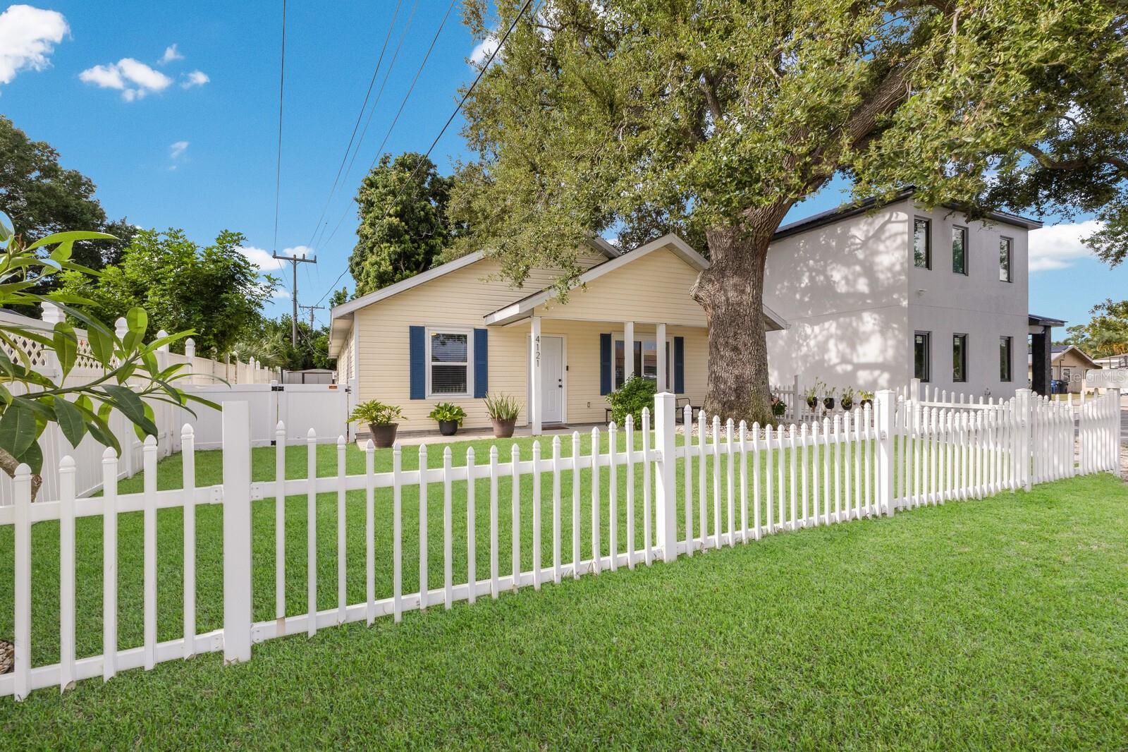 4121 9TH AVE W