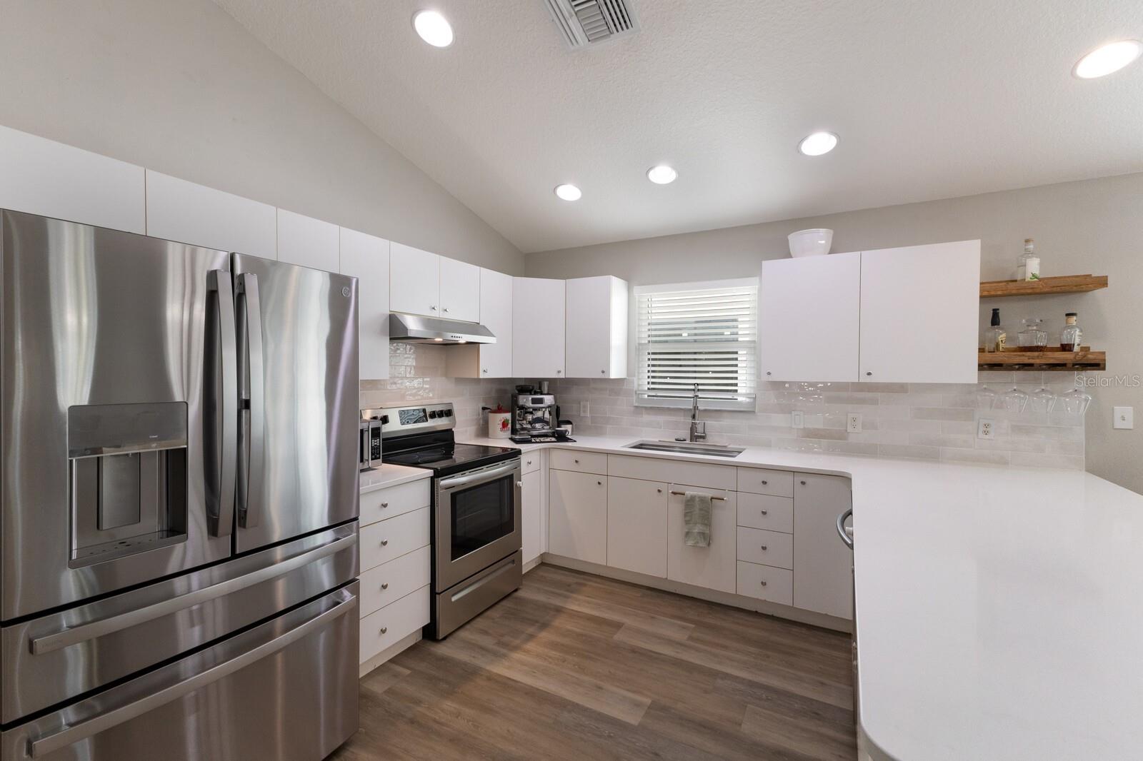 4121 9TH AVE W