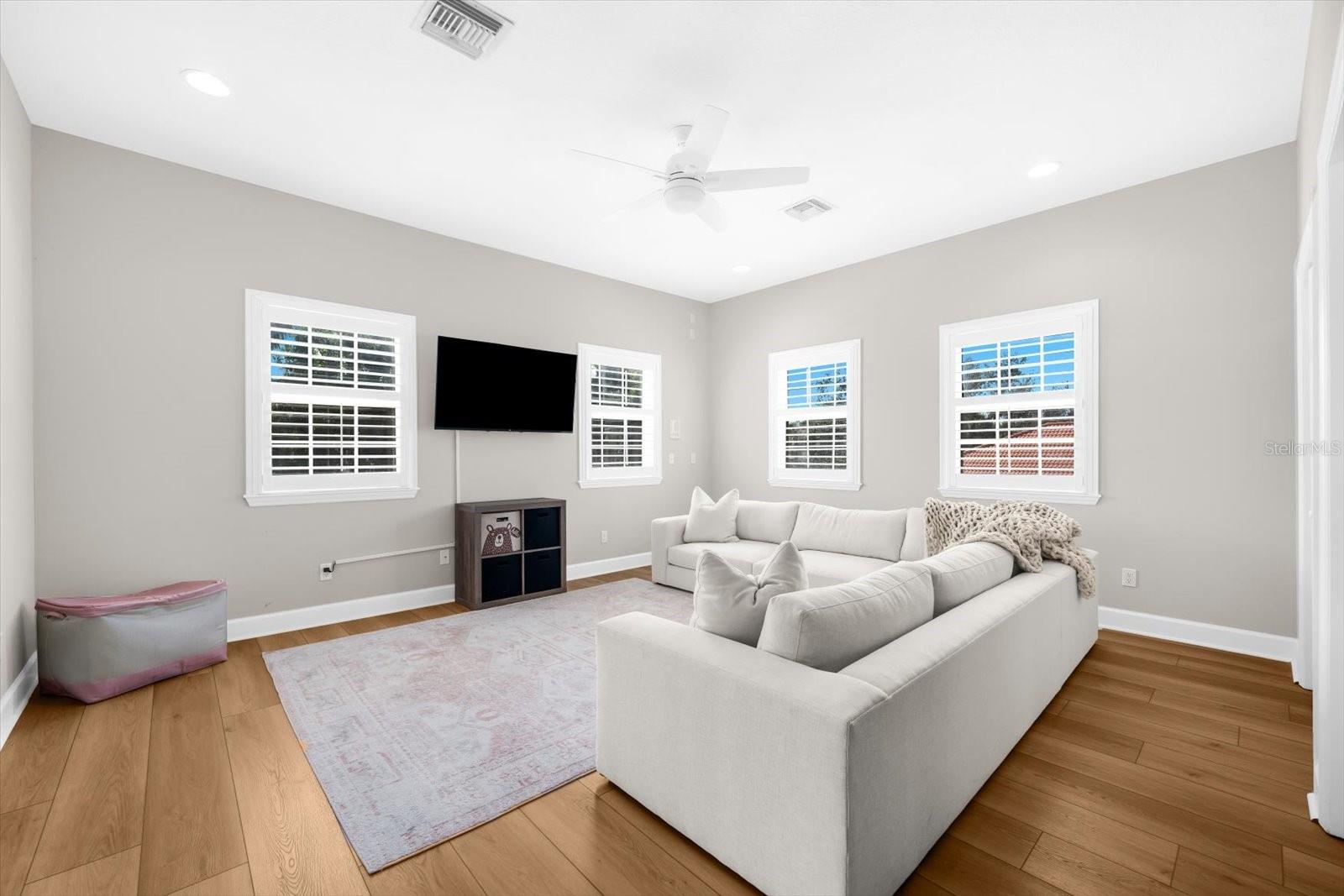 9612 18TH AVENUE CIR NW