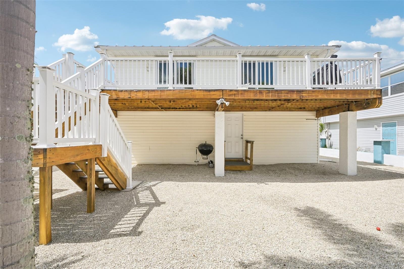 262 S HARBOR DR