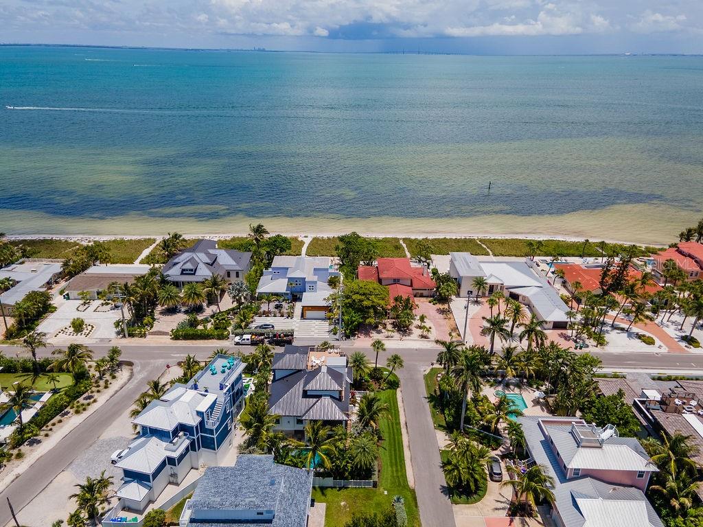 526 SEAGULL WAY