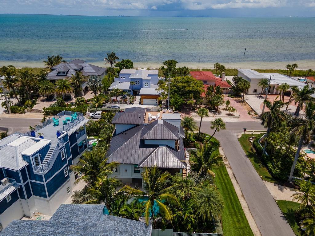 526 SEAGULL WAY