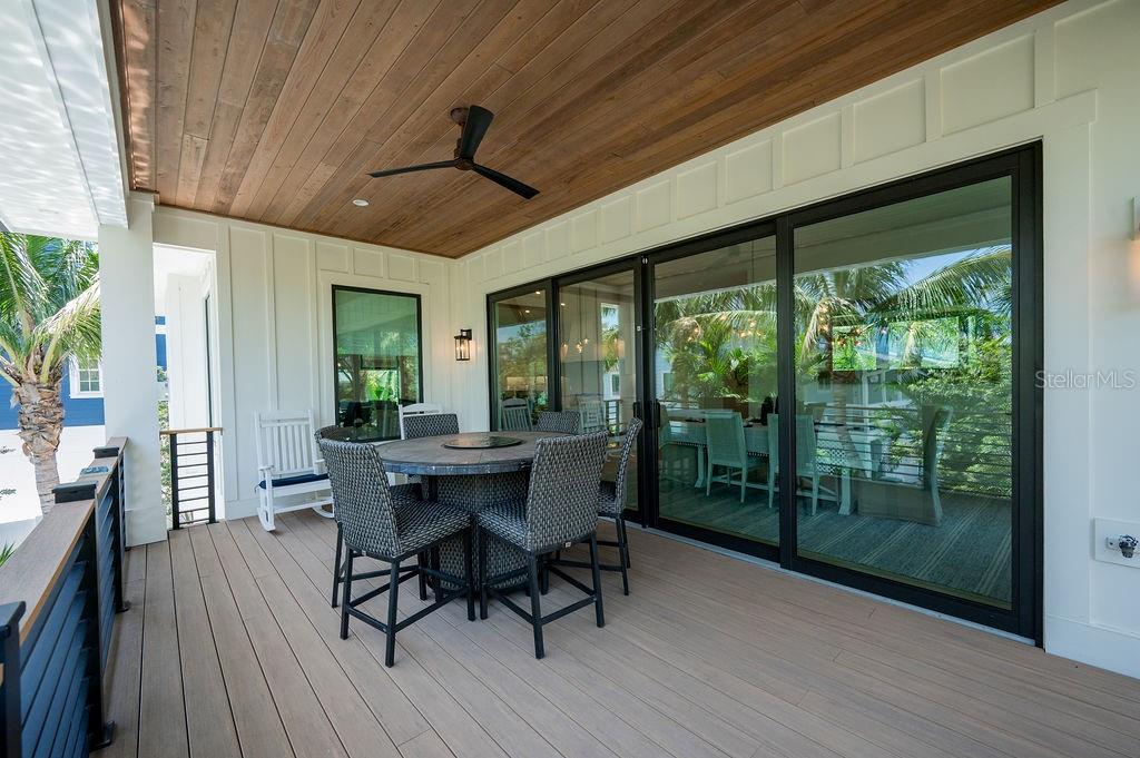 526 SEAGULL WAY