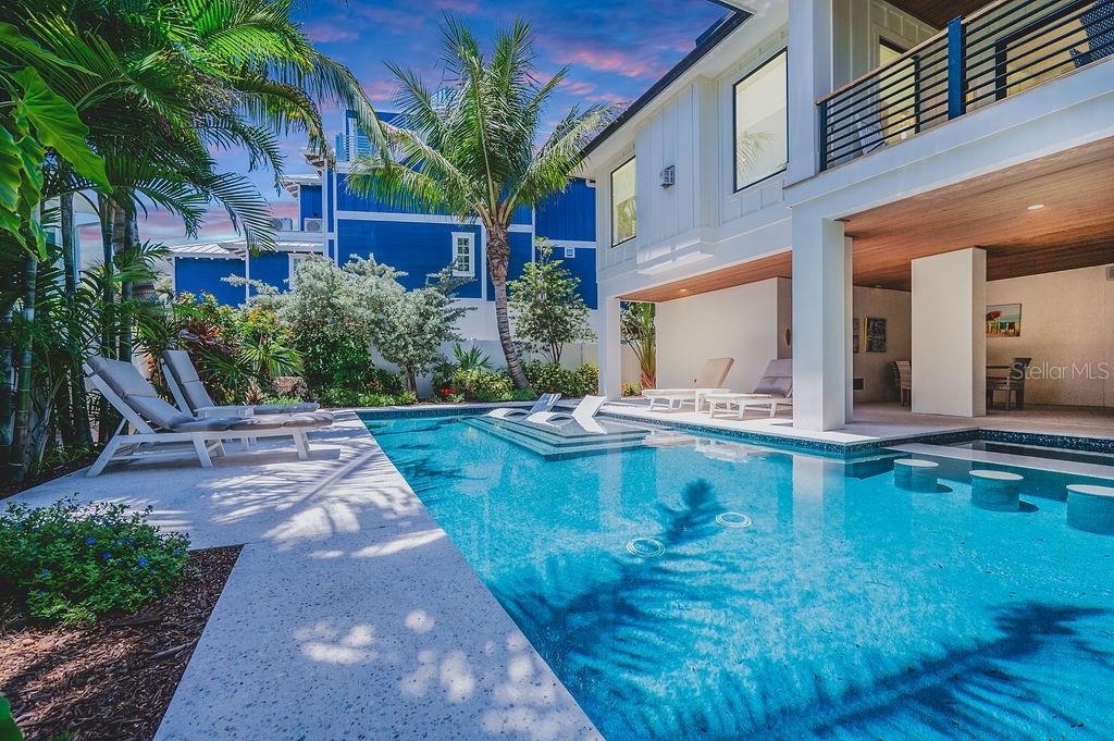 526 SEAGULL WAY