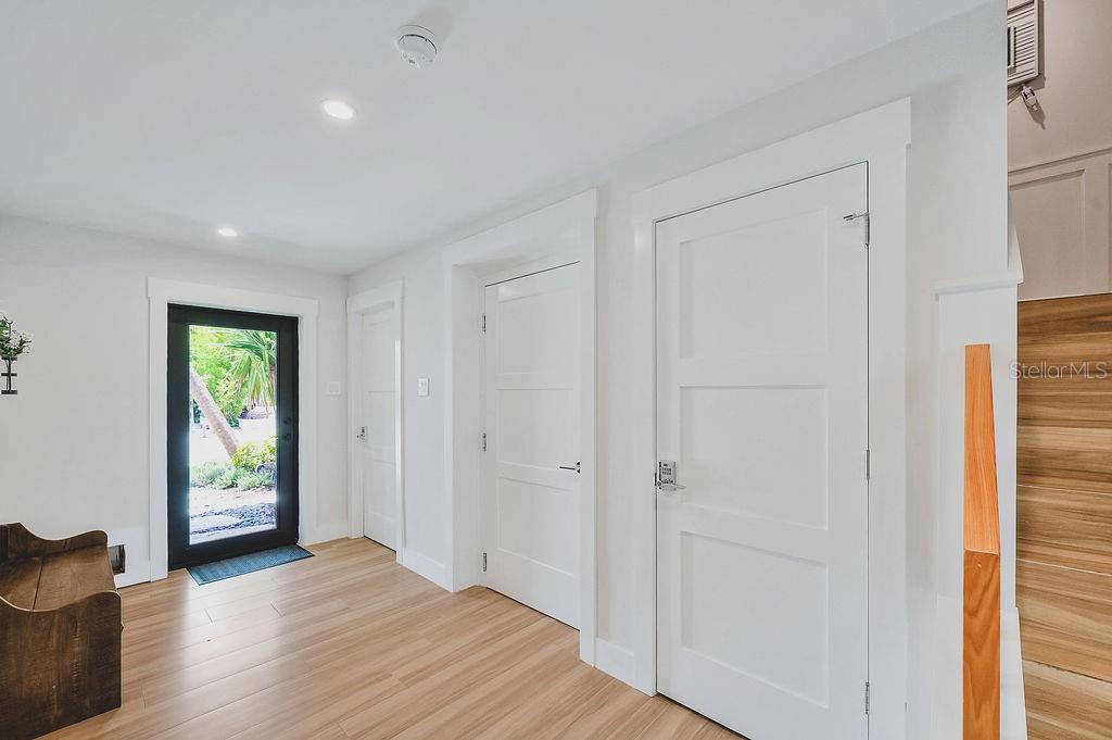526 SEAGULL WAY