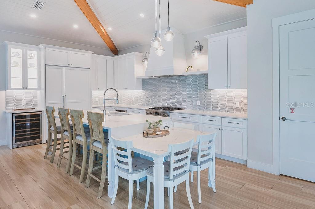526 SEAGULL WAY