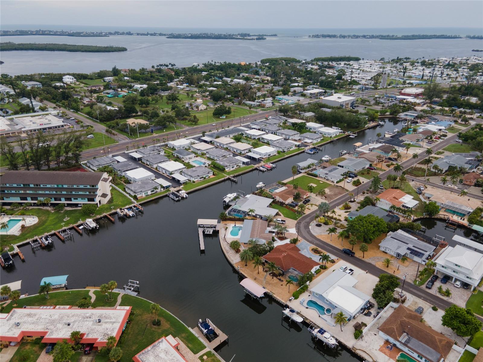 4223 ROYAL PALM DR