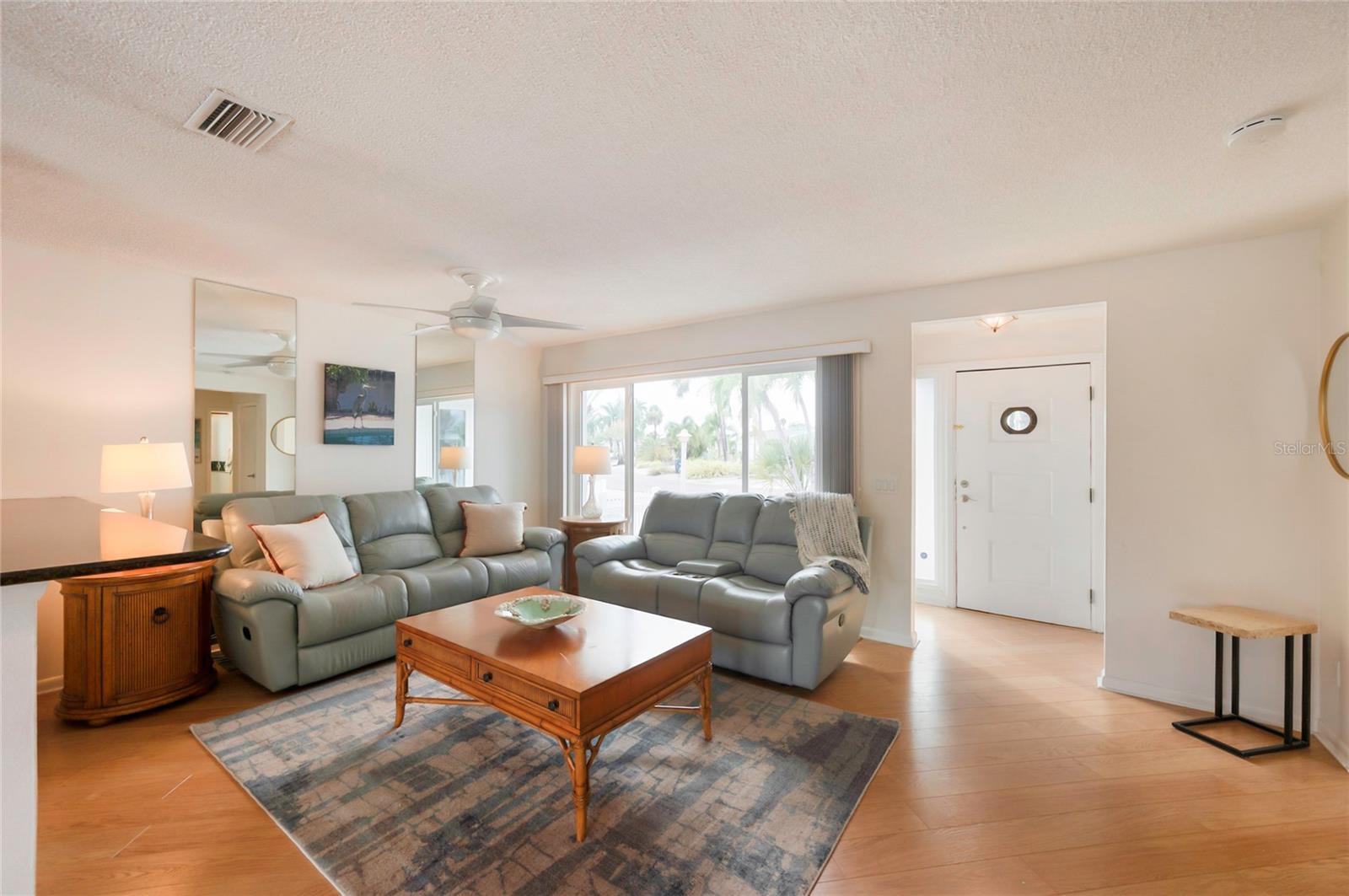 4223 ROYAL PALM DR