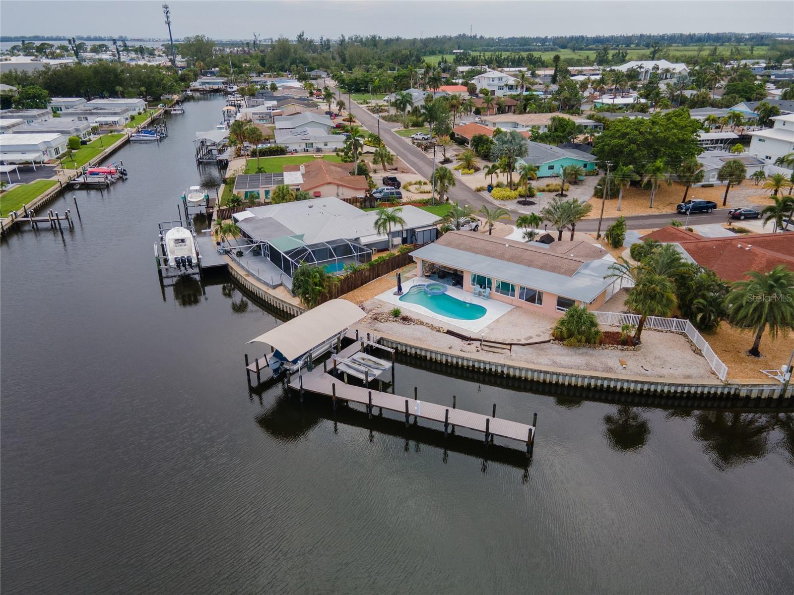 4223 ROYAL PALM DR