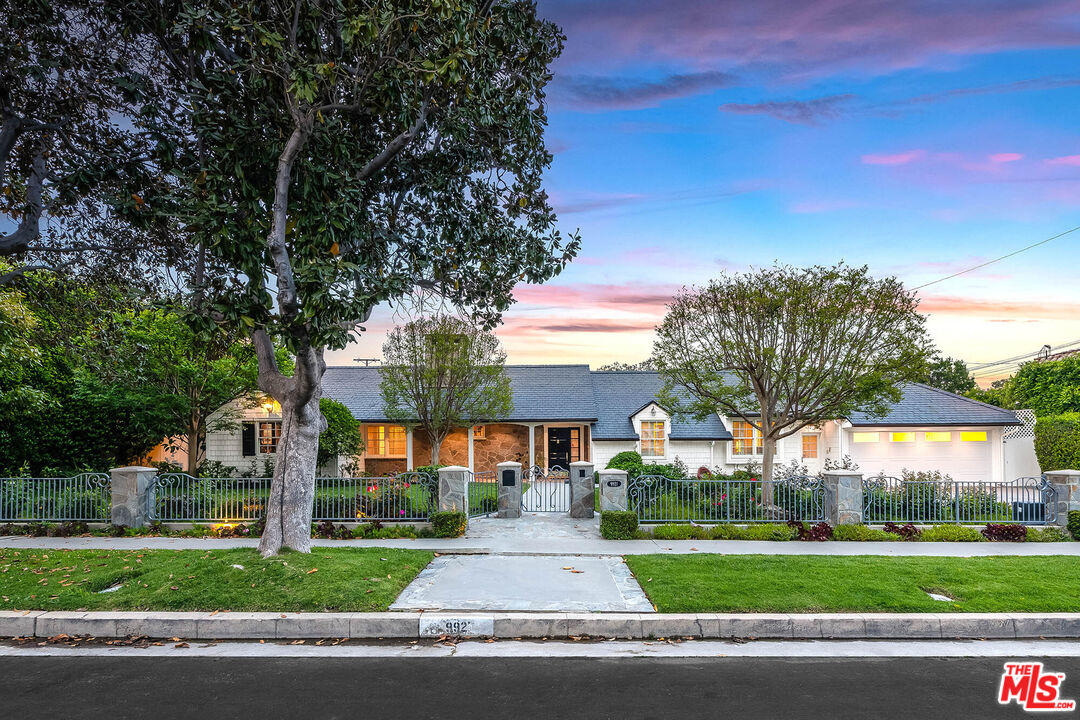 9921 Toluca Lake Ave