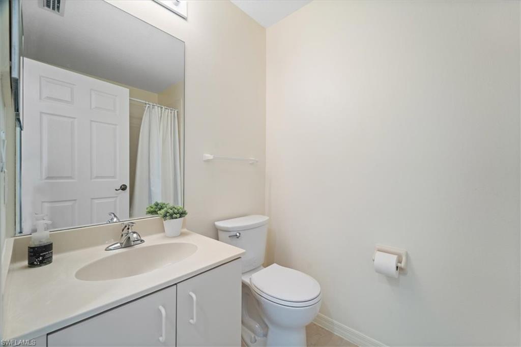 6560 Huntington Lakes CIR 102