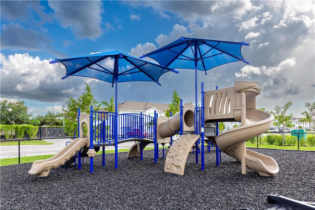 15229 Wildflower CIR