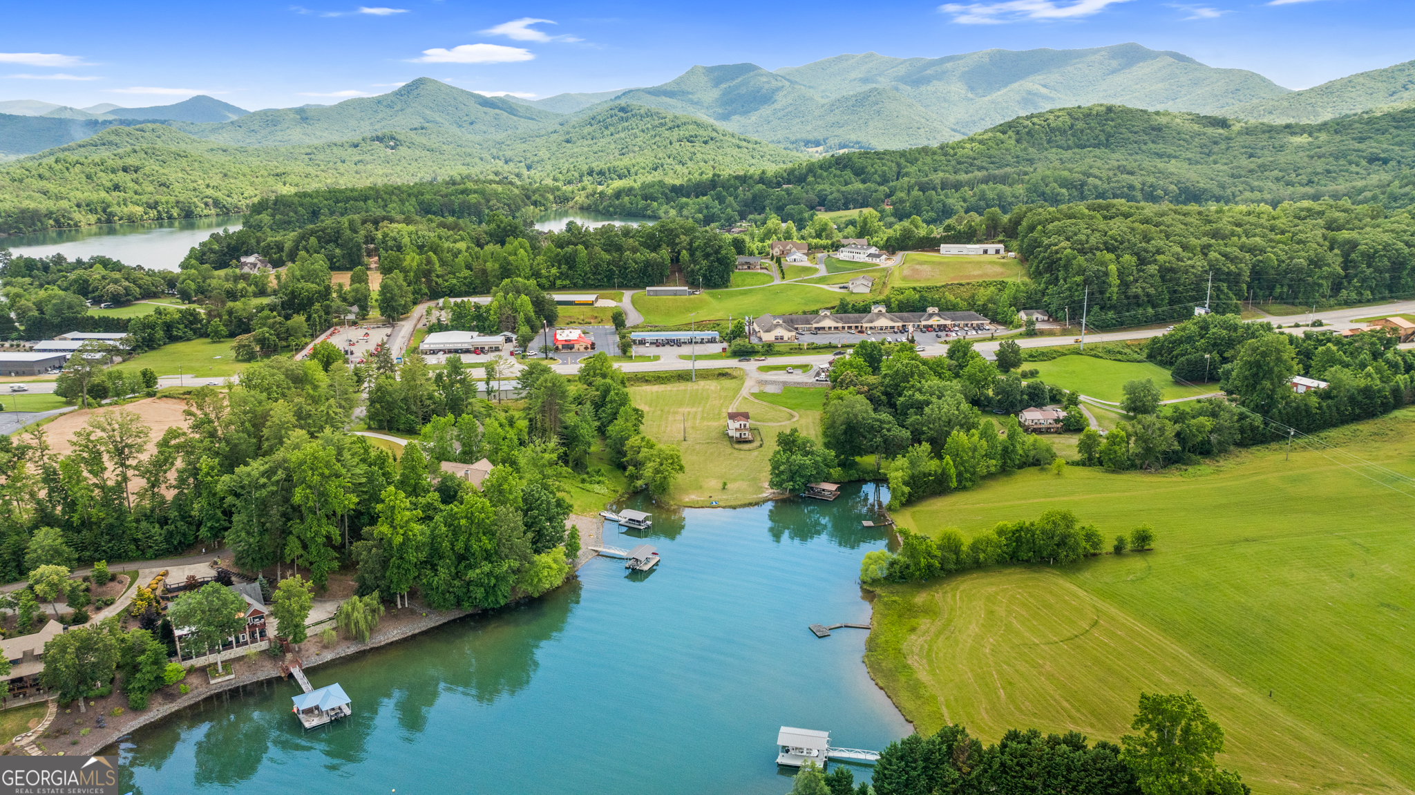 1586 US HWY 76, Hiawassee