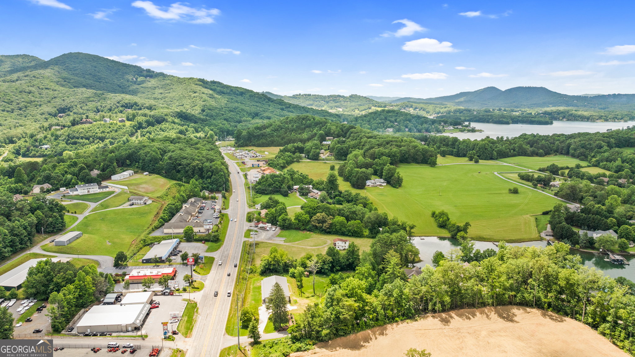 1586 US HWY 76, Hiawassee