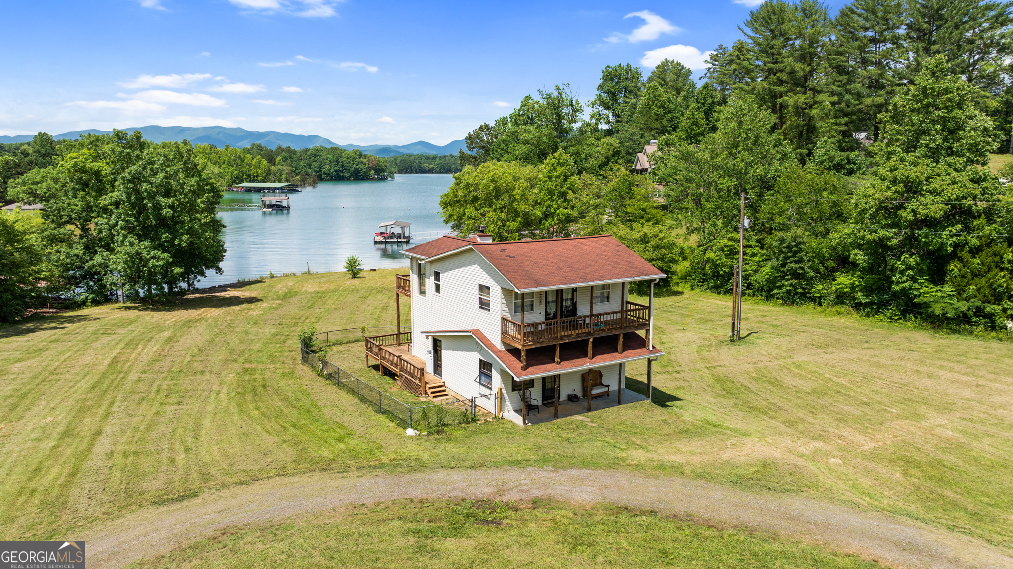 1586 US HWY 76, Hiawassee