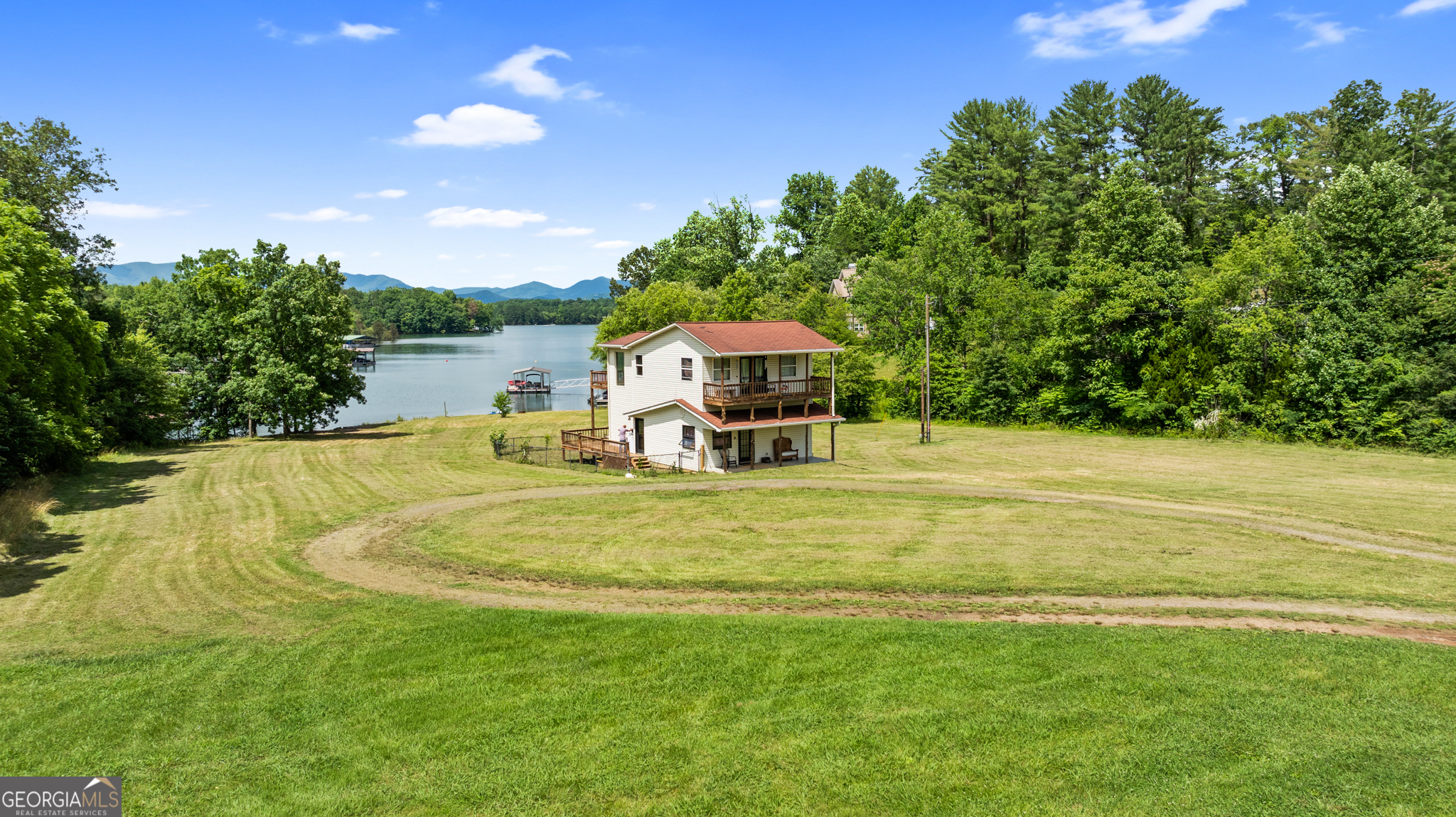 1586 US HWY 76, Hiawassee