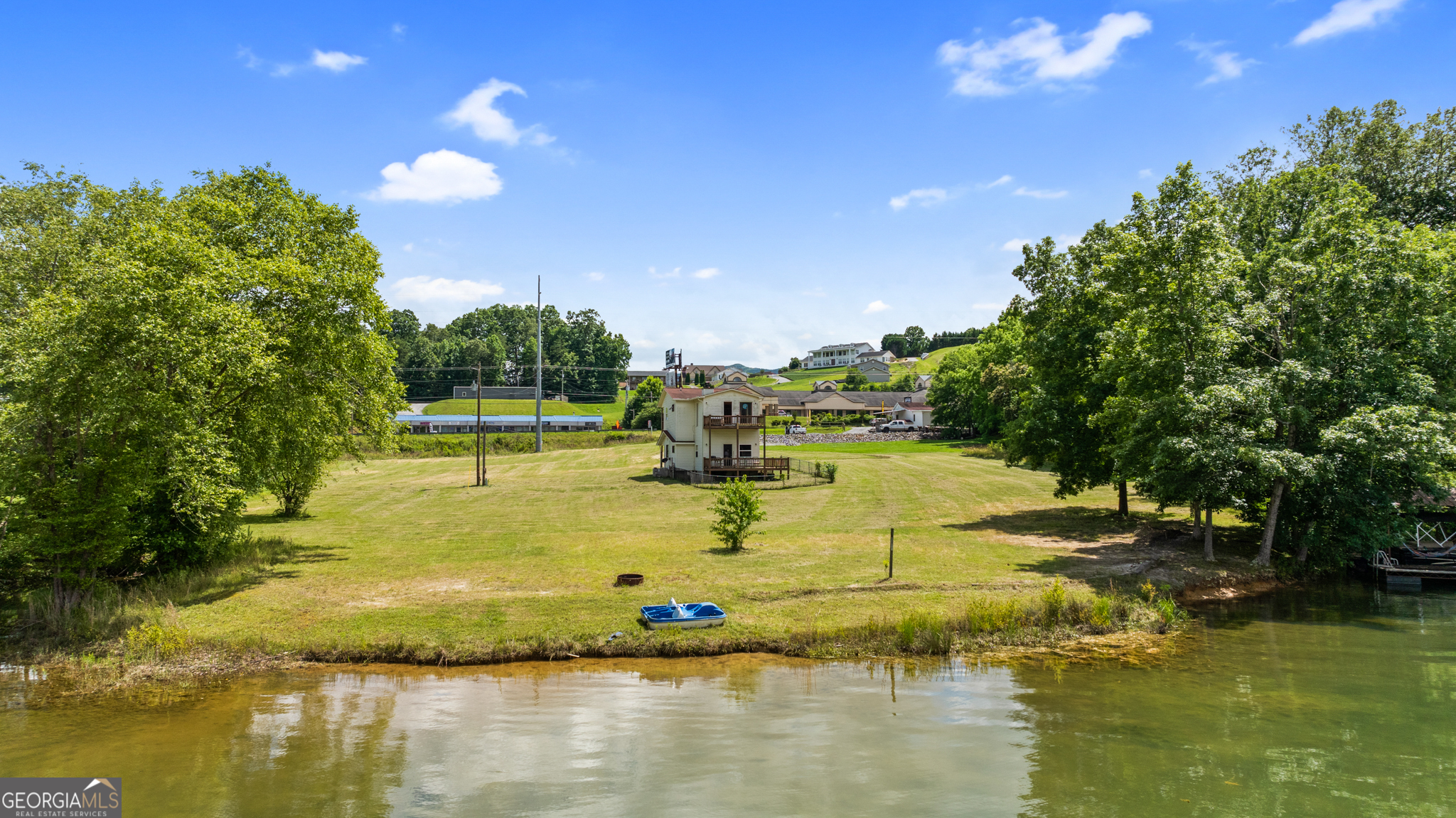 1586 US HWY 76, Hiawassee