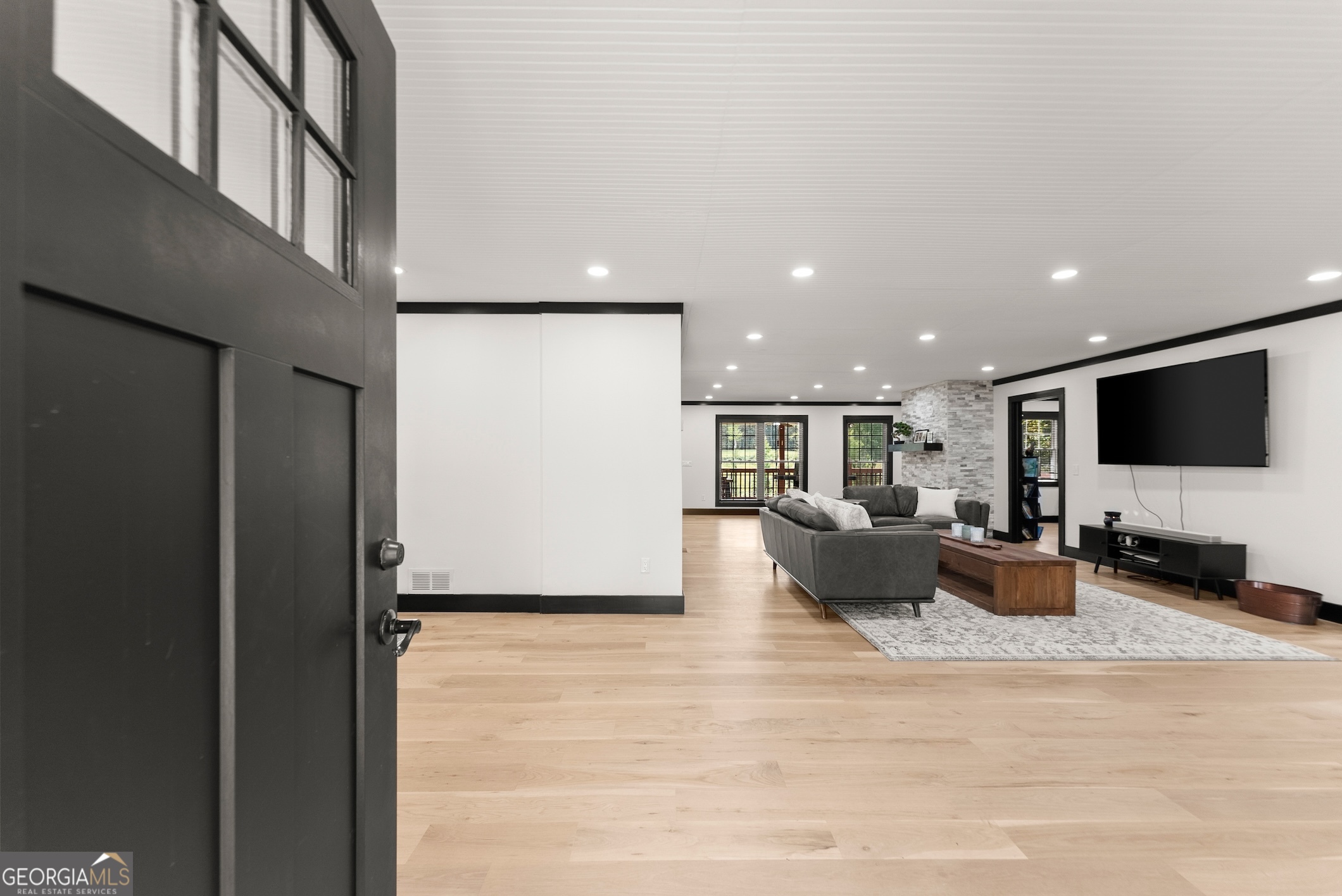 6147 Dahlonega Highway