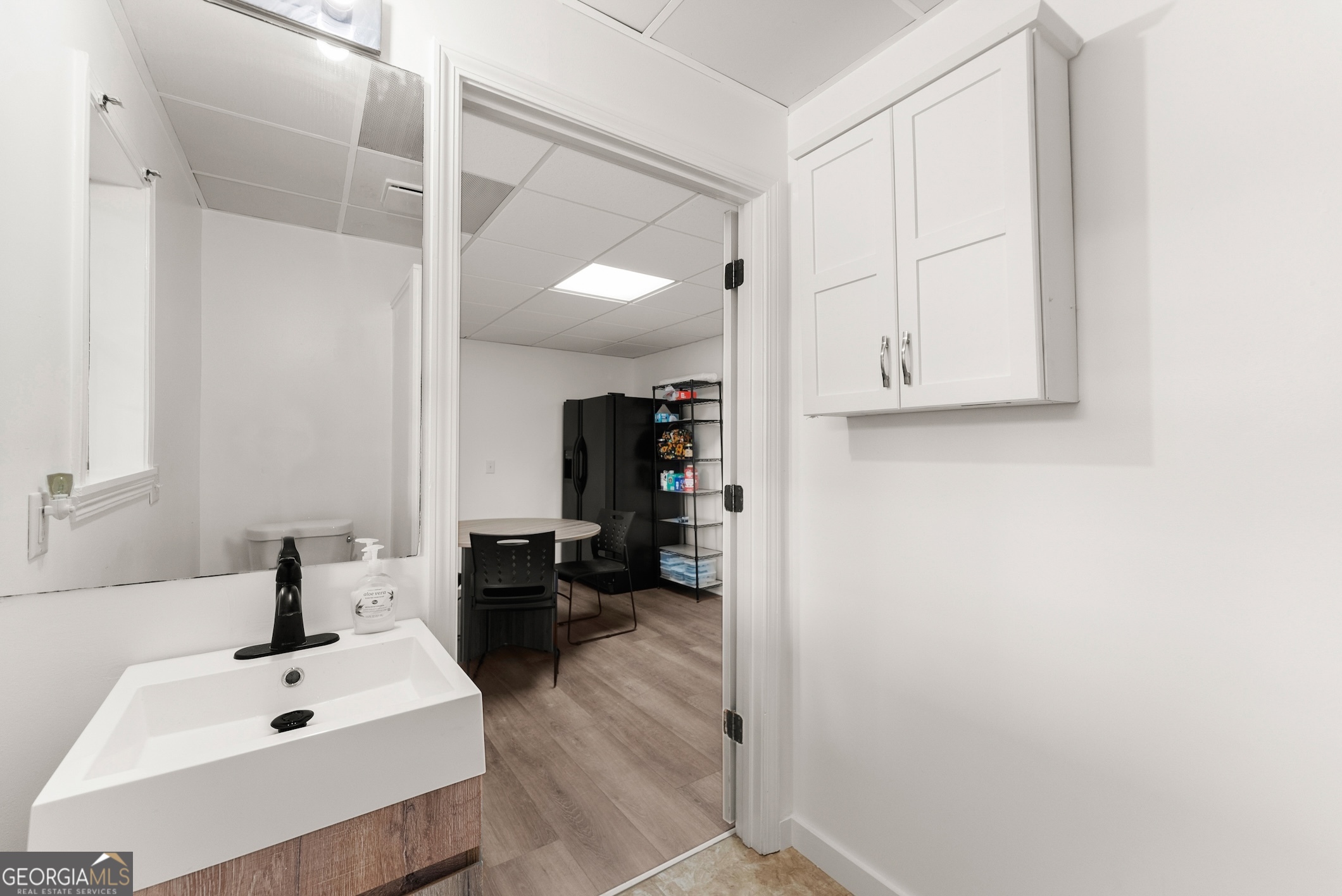 6147 Dahlonega Highway