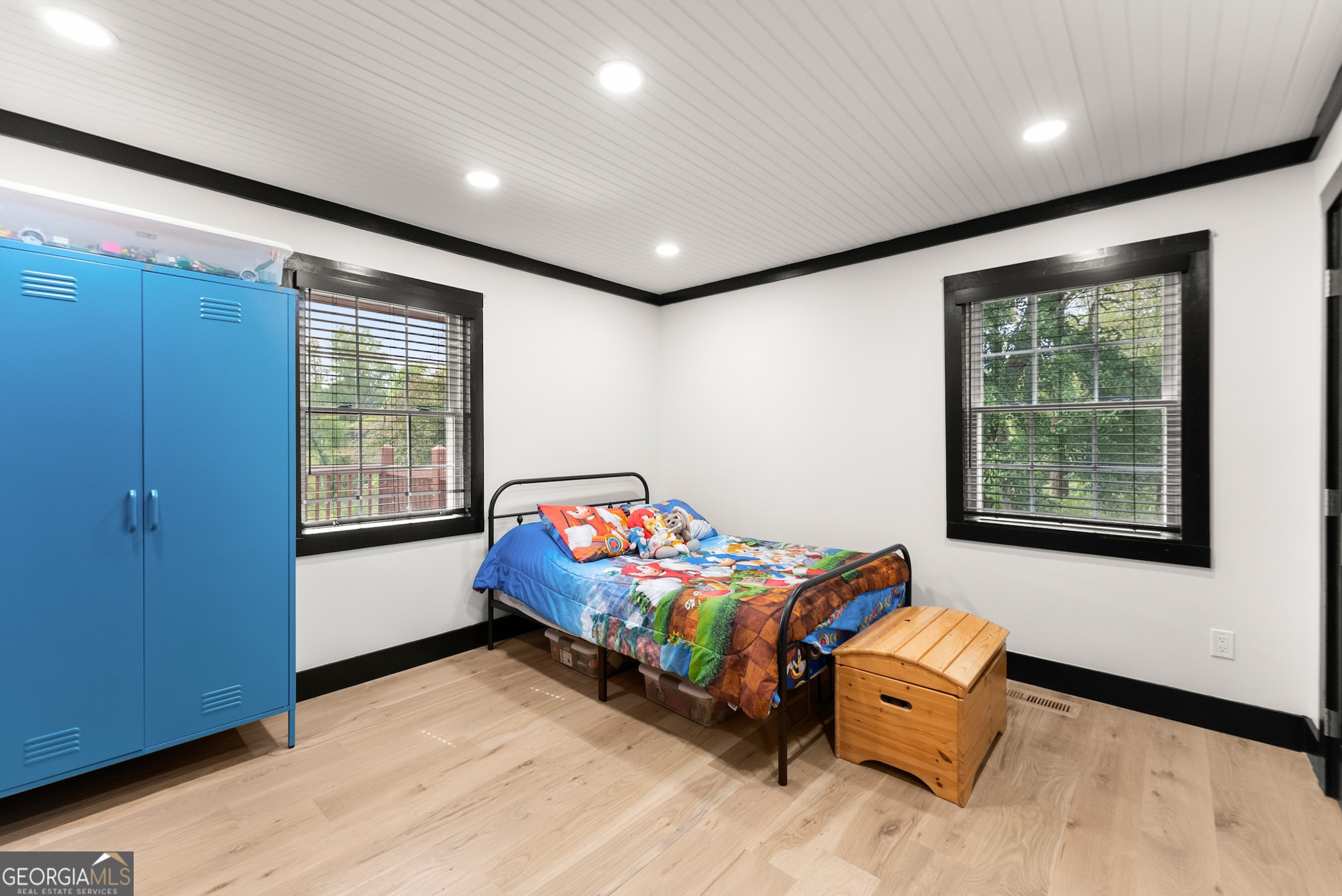 6147 Dahlonega Highway