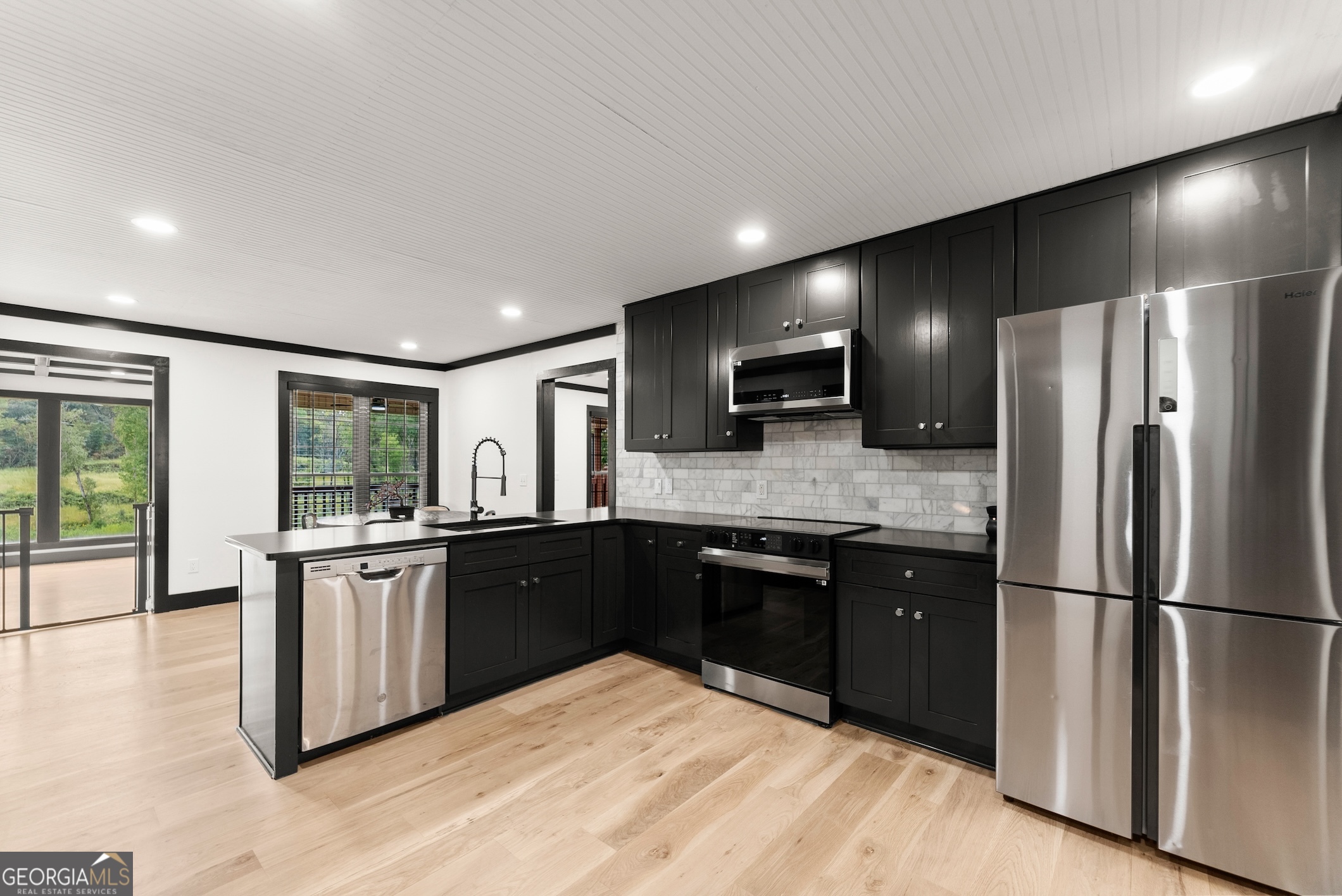 6147 Dahlonega Highway