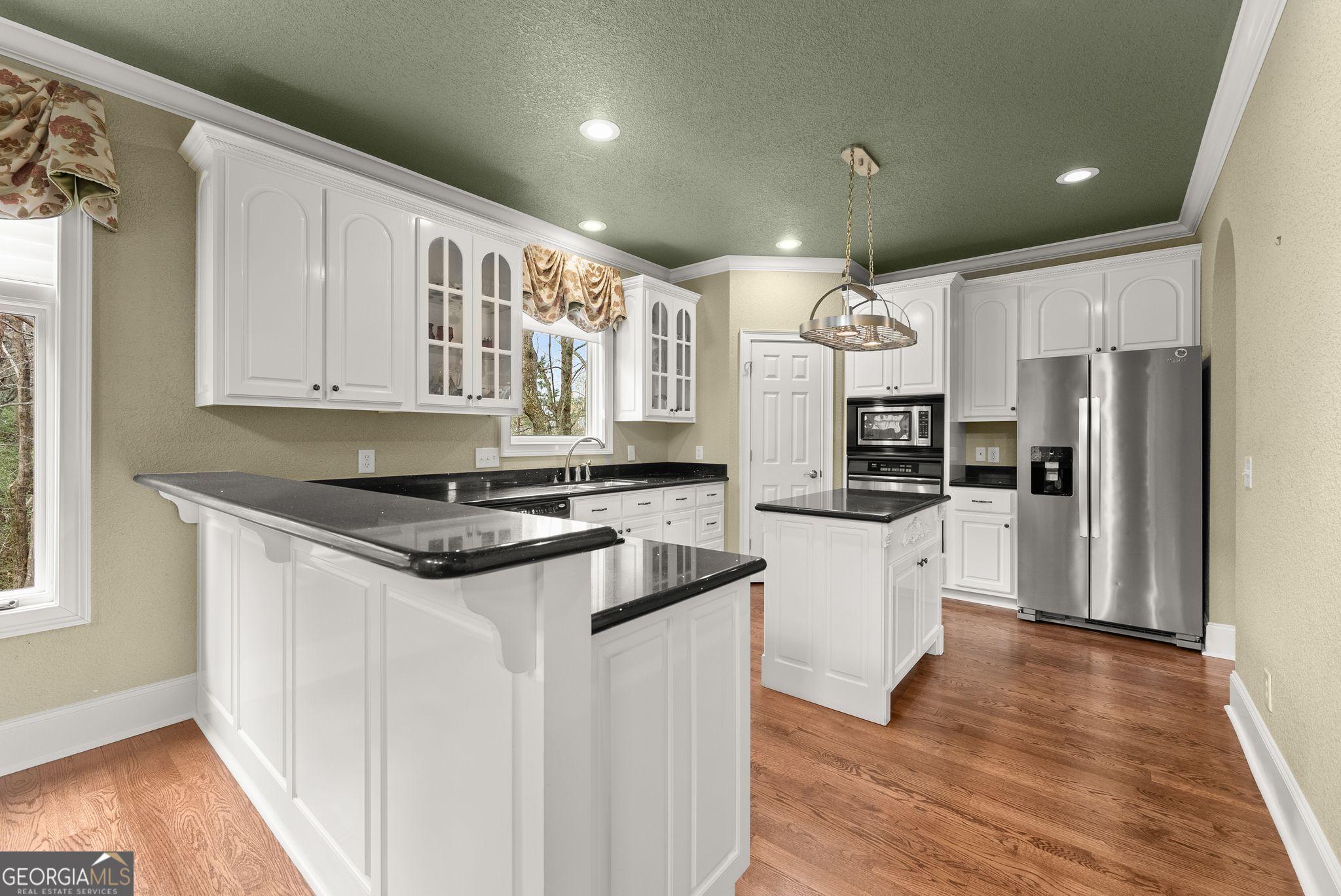 777 Oak Pointe Drive