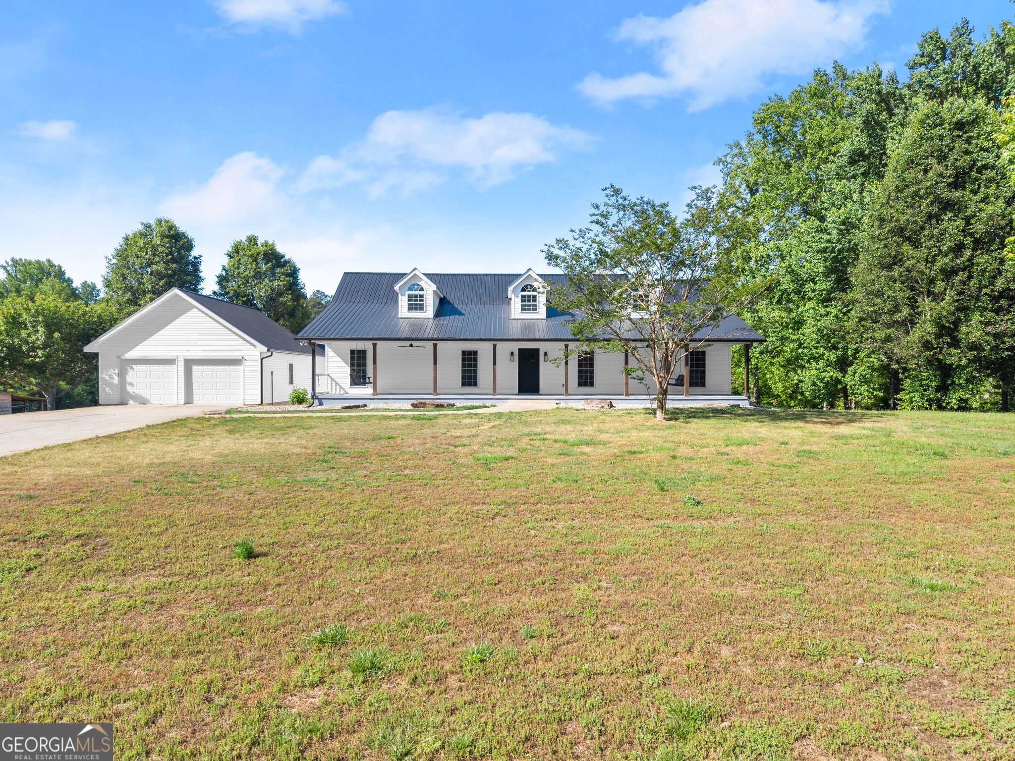6147 Dahlonega Highway