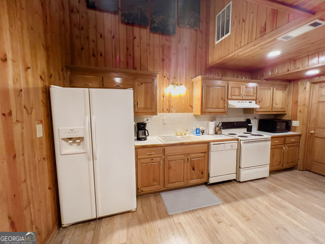 893 Hooper Road
