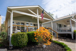 44 Chalet Lane