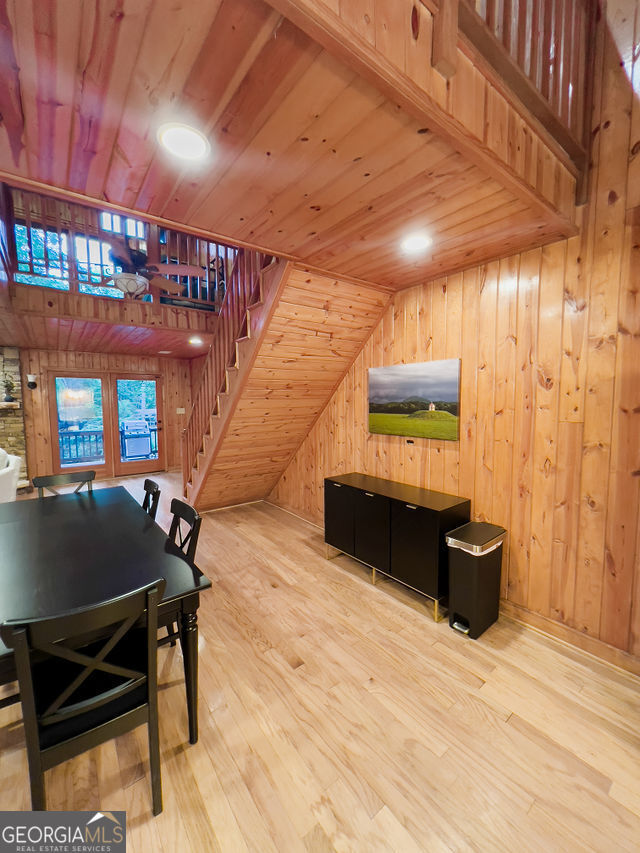 893 Hooper Road
