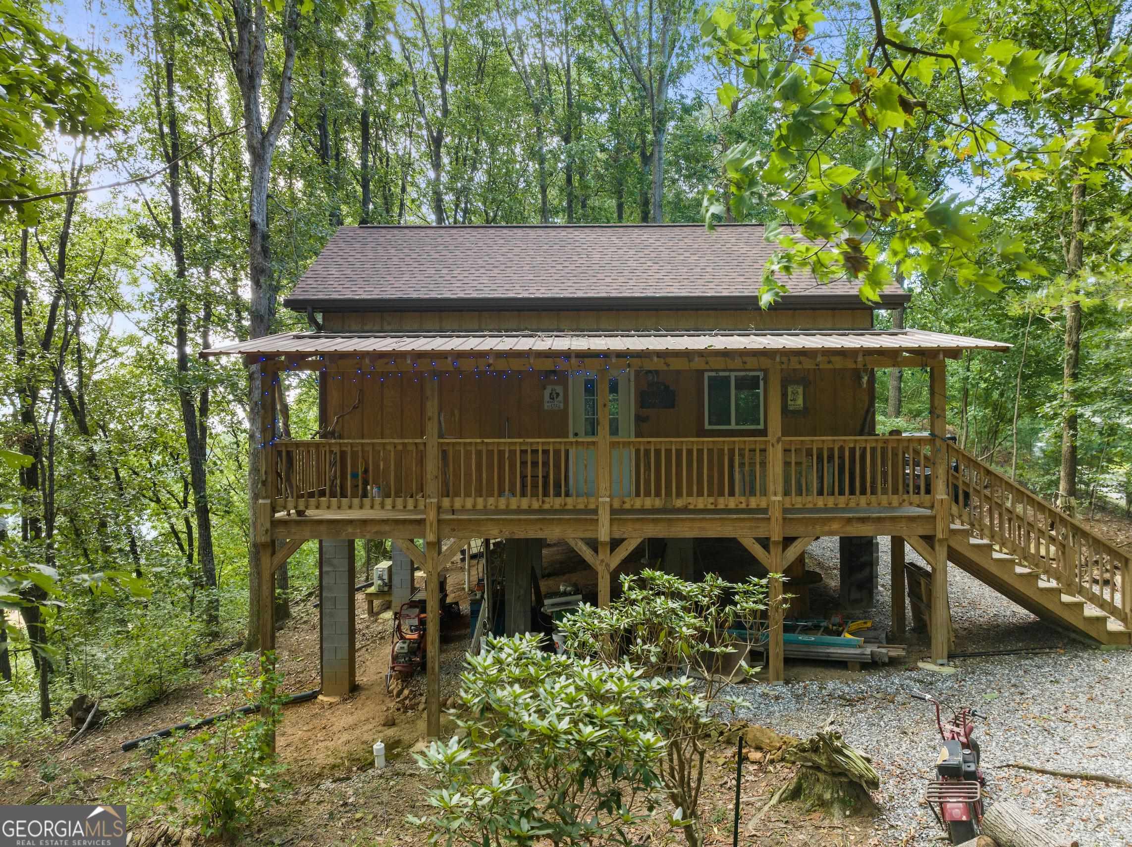 838 Pink Mountain Boulevard