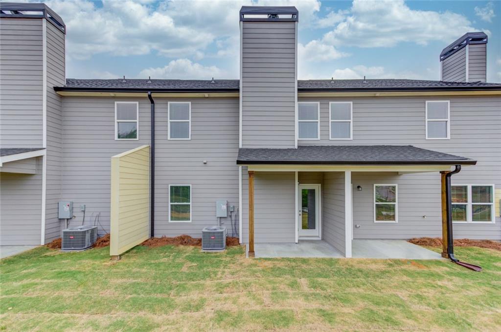 6330 Pine Ridge Point