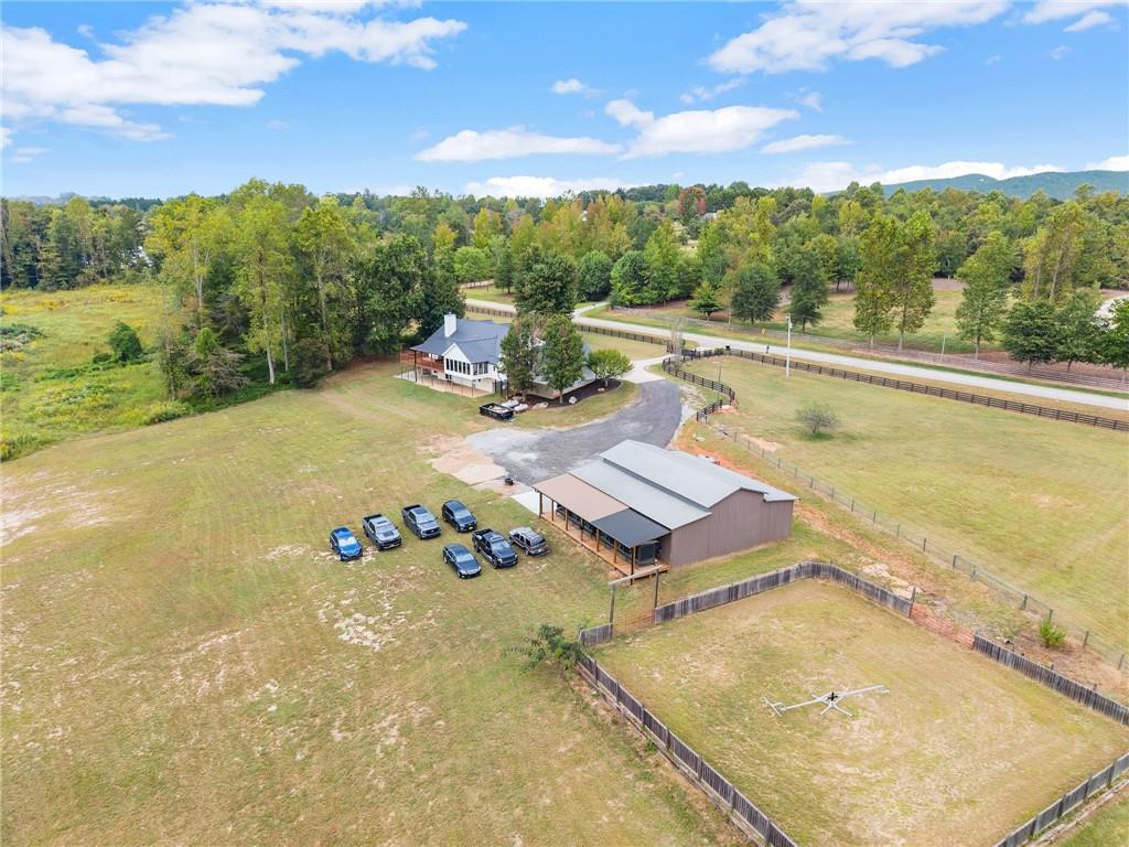 6147 Dahlonega Highway