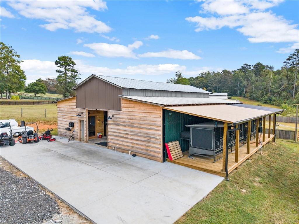 6147 Dahlonega Highway