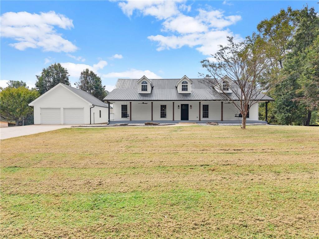 6147 Dahlonega Highway
