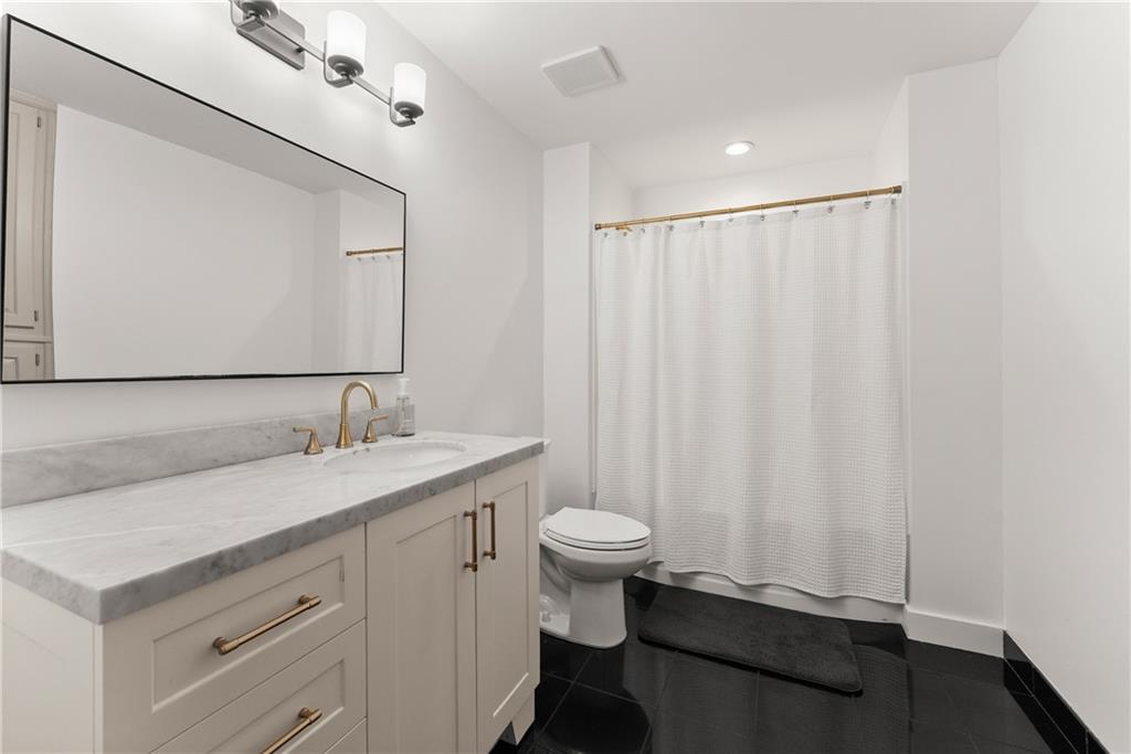 2856 Woodbriar Drive