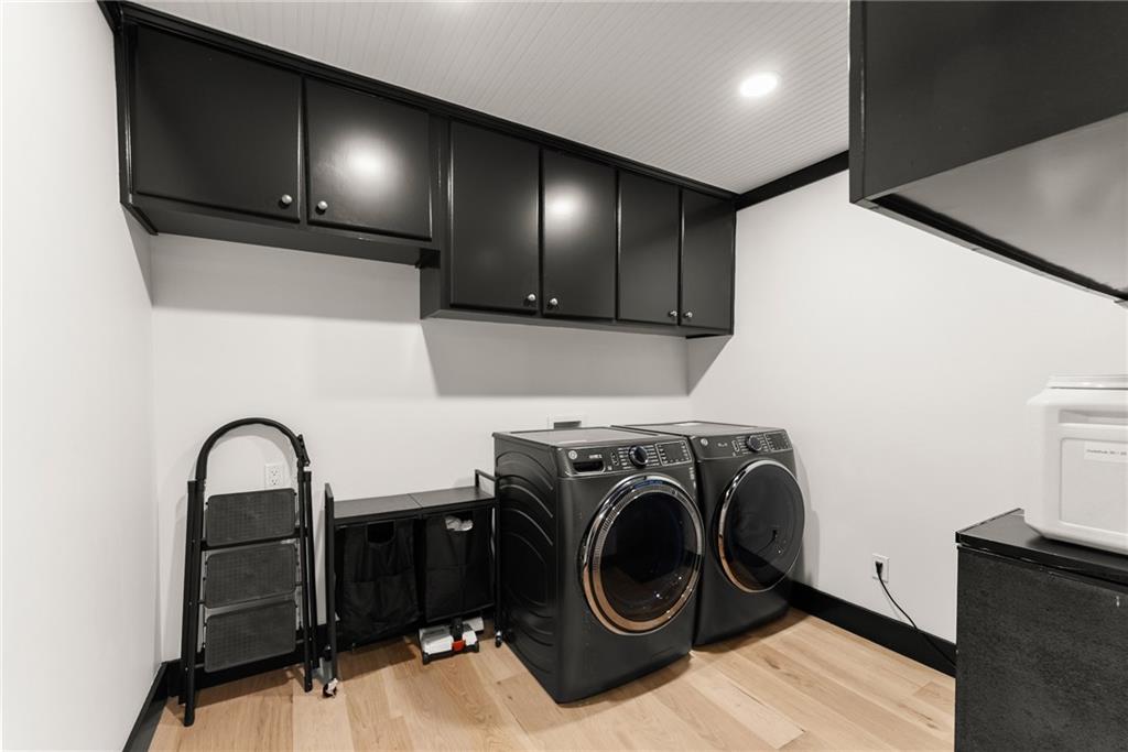 6147 Dahlonega Highway