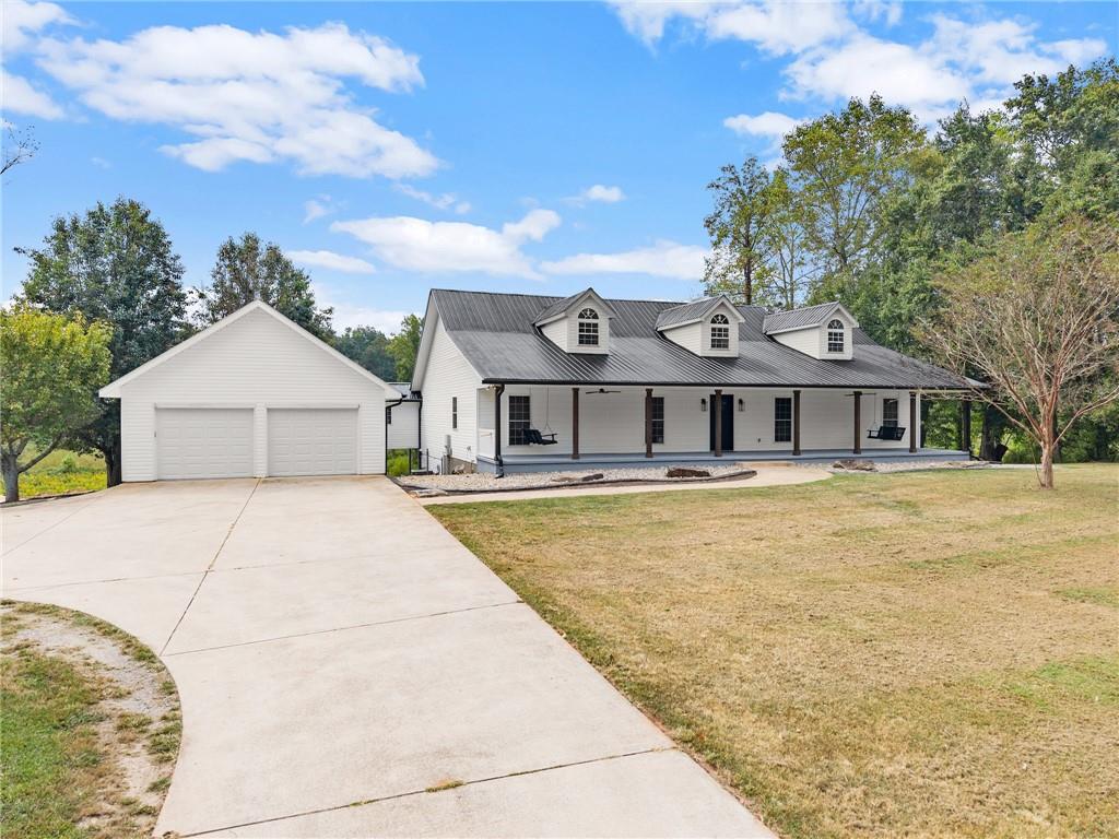 6147 Dahlonega Highway