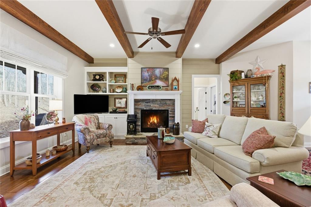 7671 Fern Lane