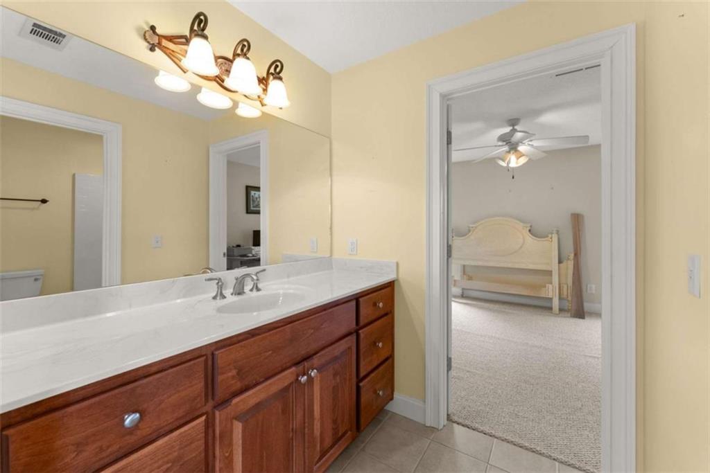 777 Oak Pointe Drive