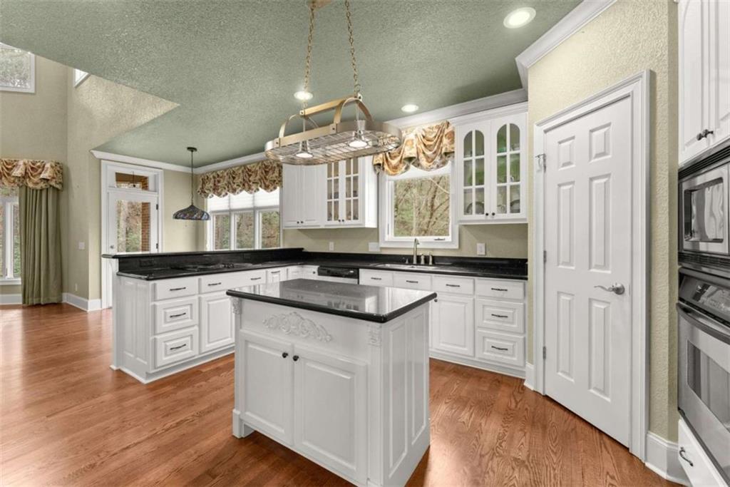 777 Oak Pointe Drive