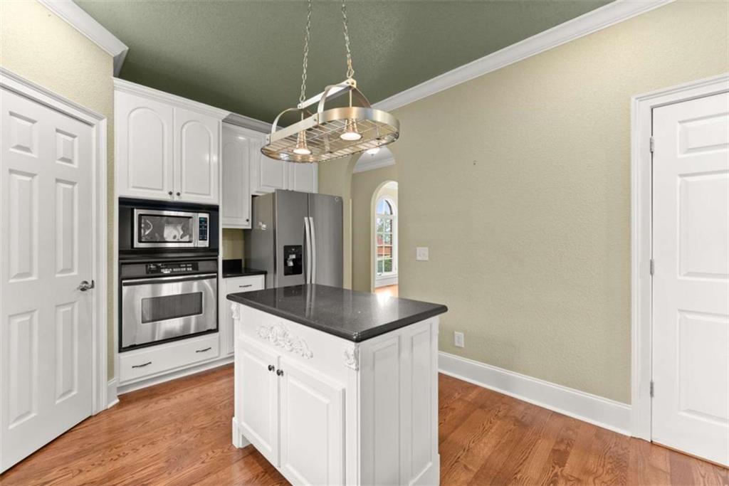 777 Oak Pointe Drive